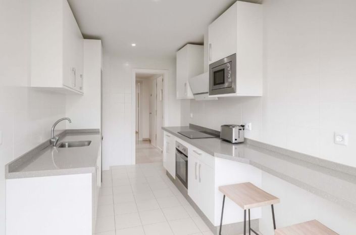 Image No.9-3 Bed Apartment for sale