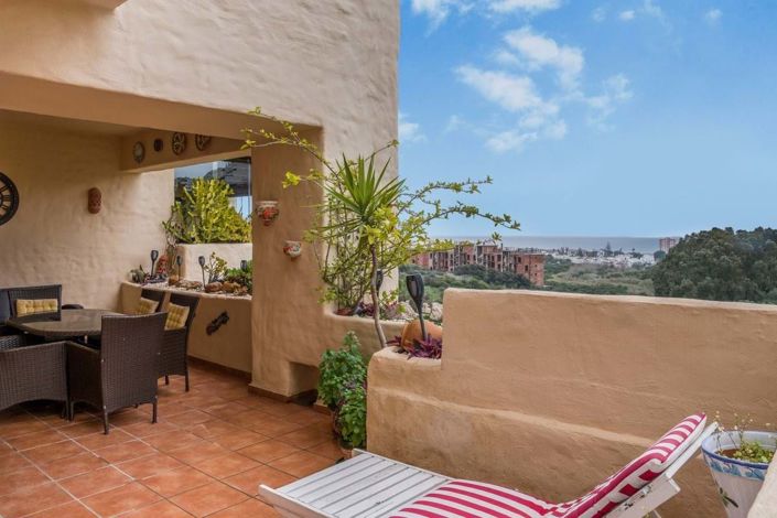 Image No.20-2 Bed Apartment for sale