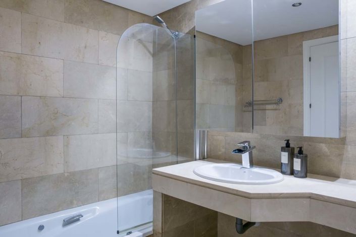 Image No.36-2 Bed Apartment for sale