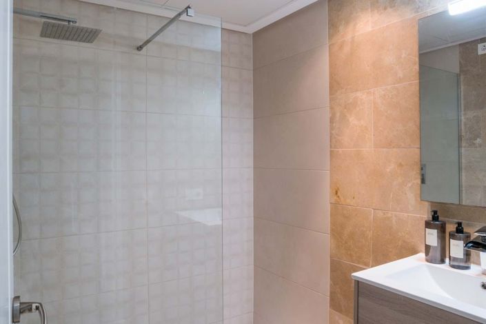 Image No.39-2 Bed Apartment for sale