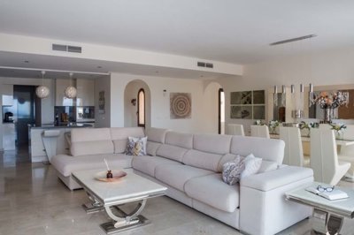 1447-658544-78d1f4f8b6655591b02d22fabb36a692d