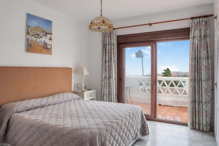 Image No.34-3 Bed Townhouse for sale