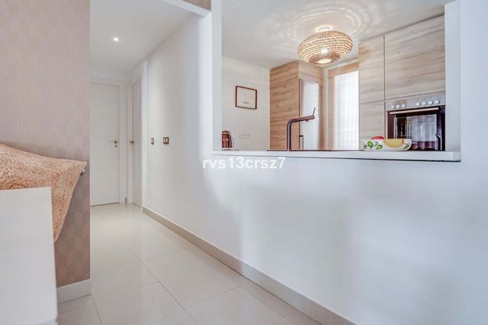 Image No.13-3 Bed Property for sale