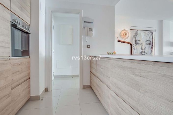 Image No.3-3 Bed Property for sale