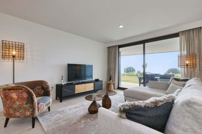 1447-658518-78d1f4f8b6655591b02d22fabb36a692d