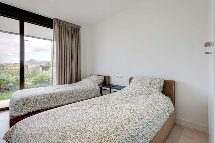 Image No.20-3 Bed Apartment for sale