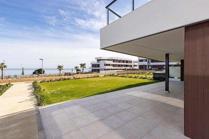 Image No.37-3 Bed Apartment for sale