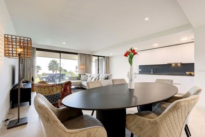 Image No.8-3 Bed Apartment for sale