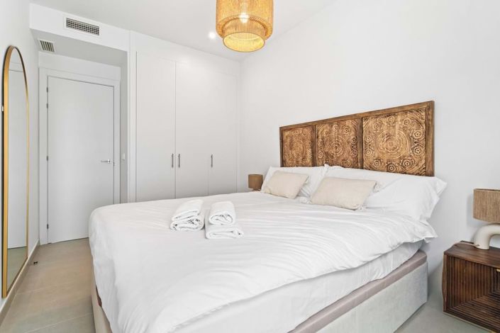 Image No.15-3 Bed Apartment for sale