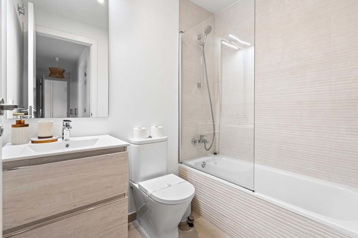 Image No.17-3 Bed Apartment for sale