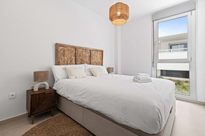 Image No.21-3 Bed Apartment for sale