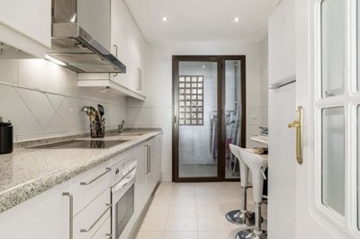 1447-658523-78d1f4f8b6655591b02d22fabb36a692d