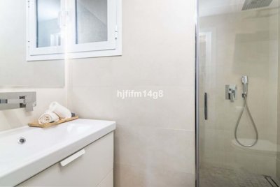 1447-658511-78d1f4f8b6655591b02d22fabb36a692d