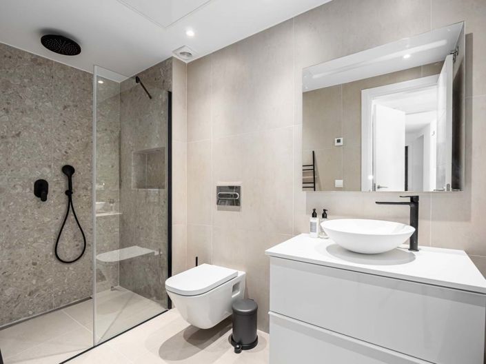 Image No.10-2 Bed Apartment for sale
