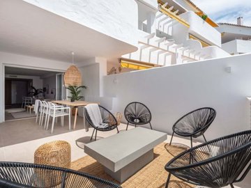 1447-658515-78d1f4f8b6655591b02d22fabb36a692d