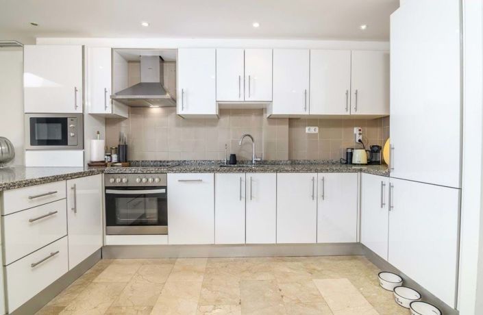 Image No.4-3 Bed Townhouse for sale