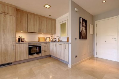 1447-658503-78d1f4f8b6655591b02d22fabb36a692d