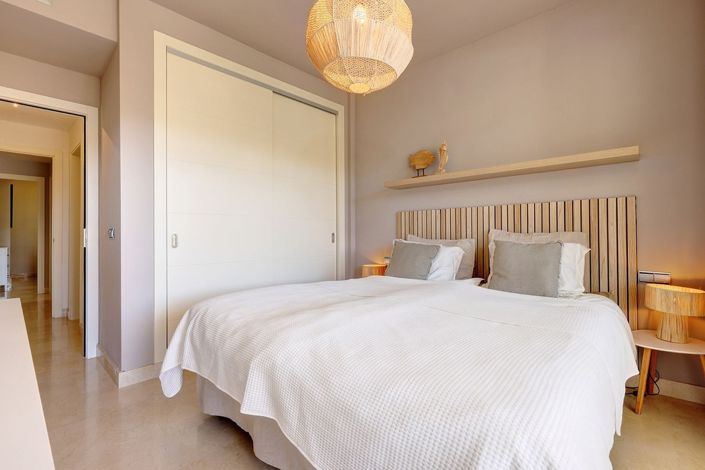 Image No.4-2 Bed Apartment for sale