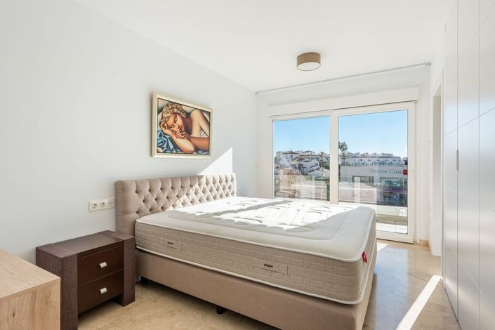 Image No.13-3 Bed Townhouse for sale