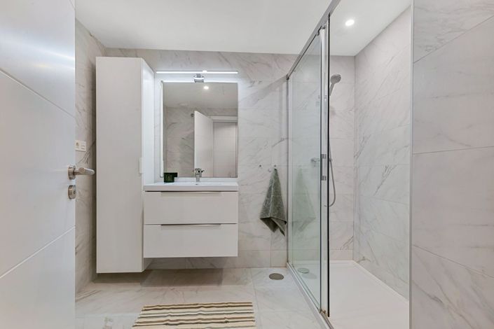 Image No.15-3 Bed Apartment for sale