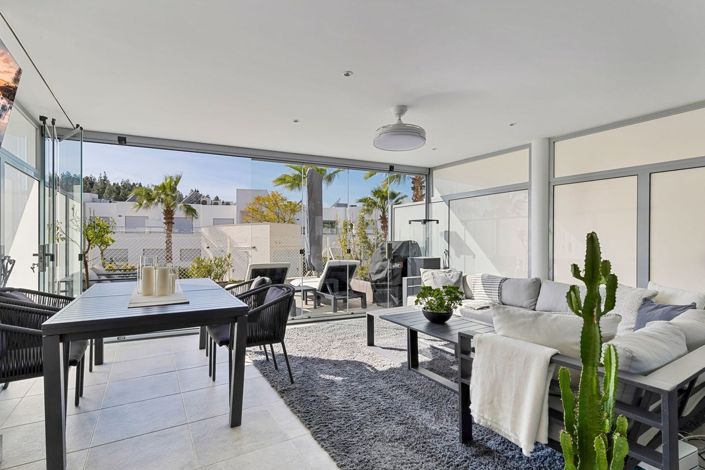 Image No.9-3 Bed Apartment for sale