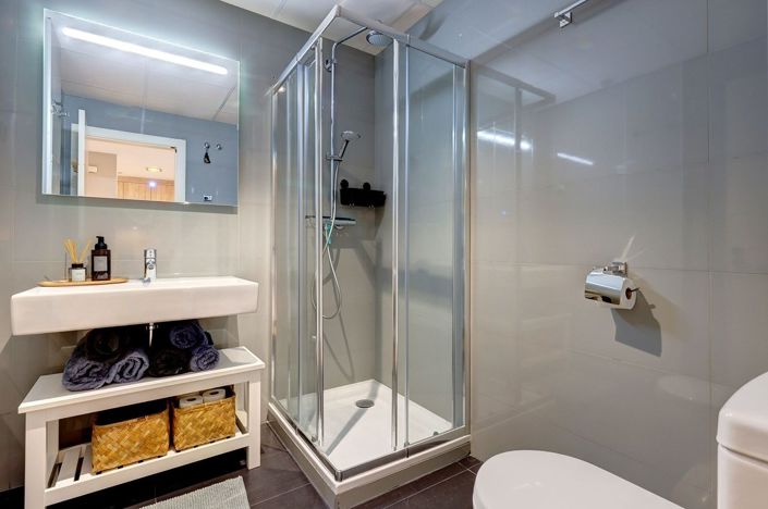 Image No.26-2 Bed Apartment for sale