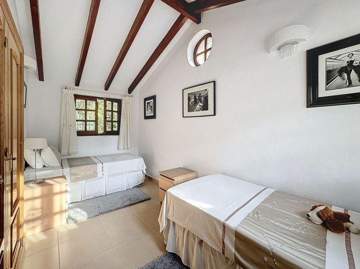 Image No.19-3 Bed Villa for sale