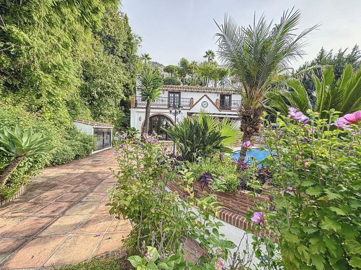 Image No.28-3 Bed Villa for sale