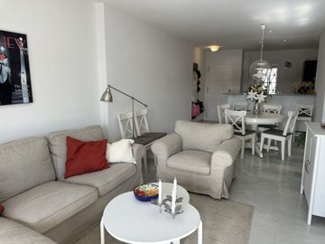 1447-658510-78d1f4f8b6655591b02d22fabb36a692d