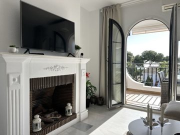 1447-658510-78d1f4f8b6655591b02d22fabb36a692d