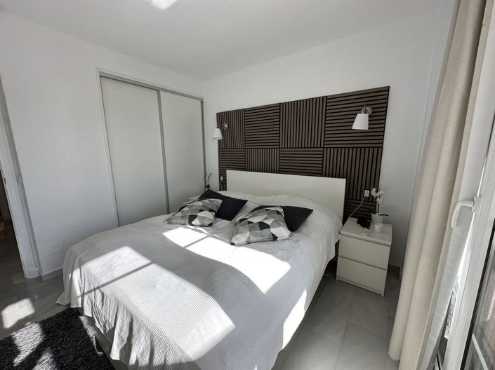 Image No.20-2 Bed Apartment for sale