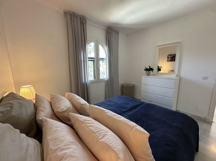 Image No.25-2 Bed Apartment for sale