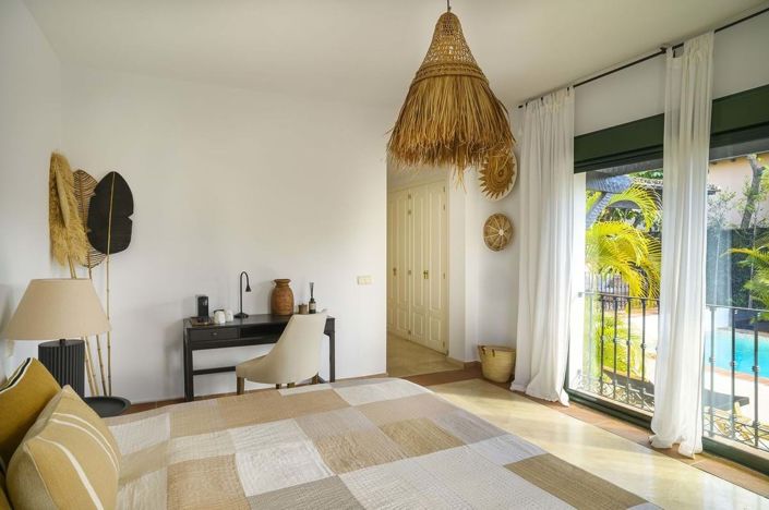 Image No.18-4 Bed Villa for sale