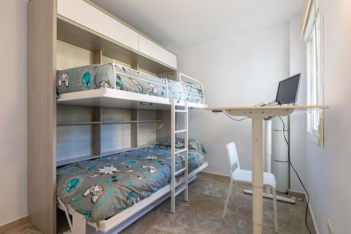 Image No.40-3 Bed Apartment for sale