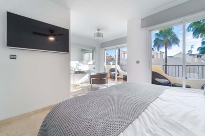 1447-659914-78d1f4f8b6655591b02d22fabb36a692d