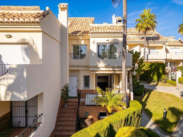 Image No.2-4 Bed Semi-Detached for sale