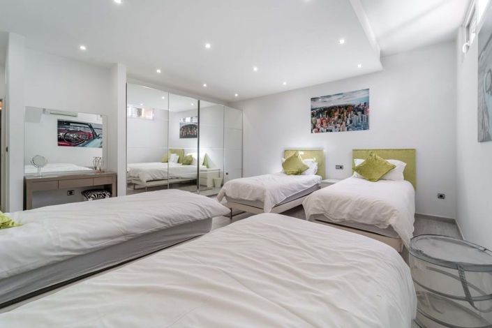 Image No.39-4 Bed Semi-Detached for sale