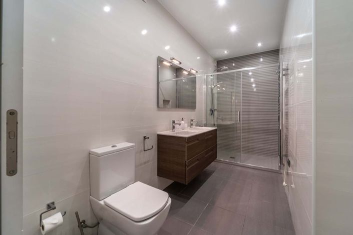 Image No.40-4 Bed Semi-Detached for sale