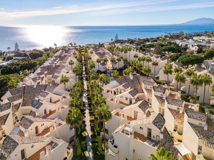 Image No.46-4 Bed Semi-Detached for sale