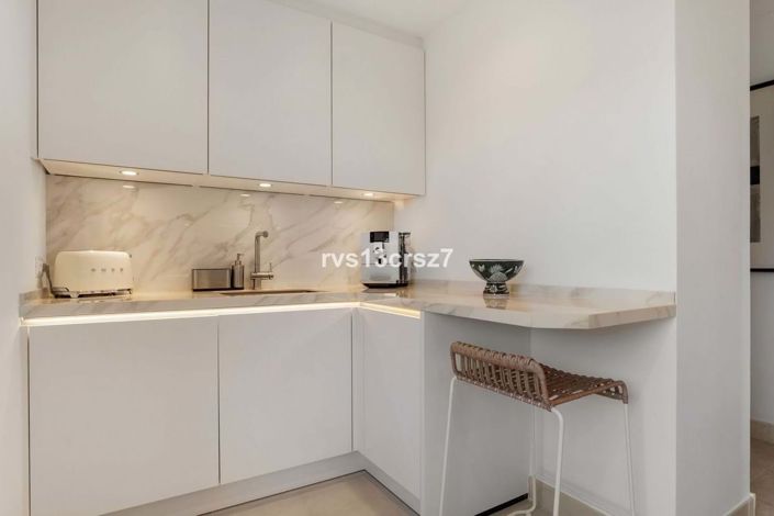 Image No.10-3 Bed Apartment for sale