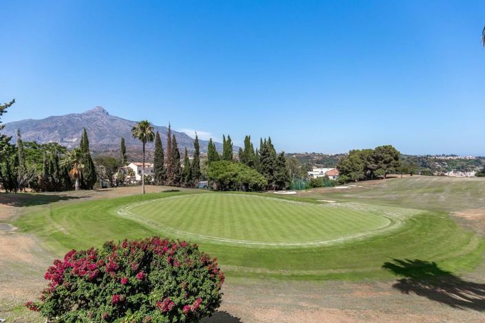 Image No.21-2 Bed Townhouse for sale