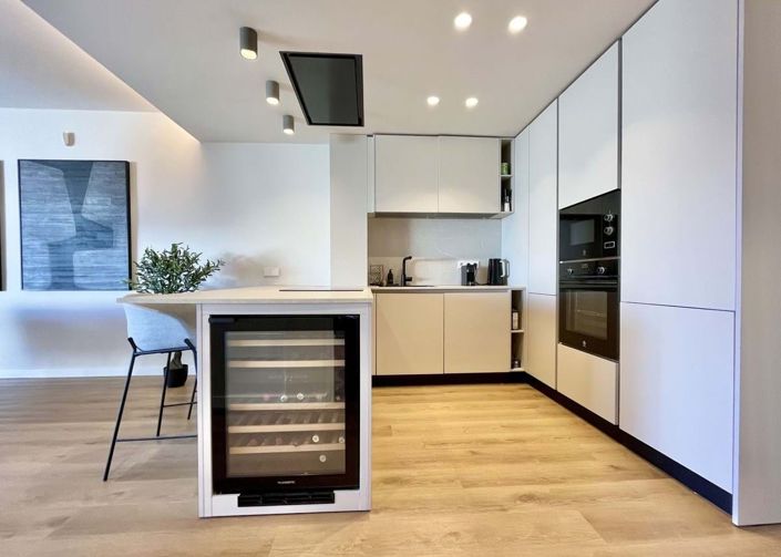 Image No.15-3 Bed Townhouse for sale