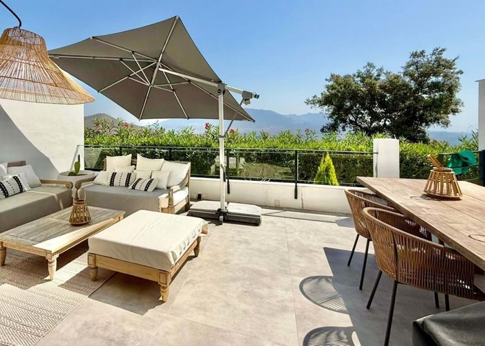 Image No.2-3 Bed Townhouse for sale