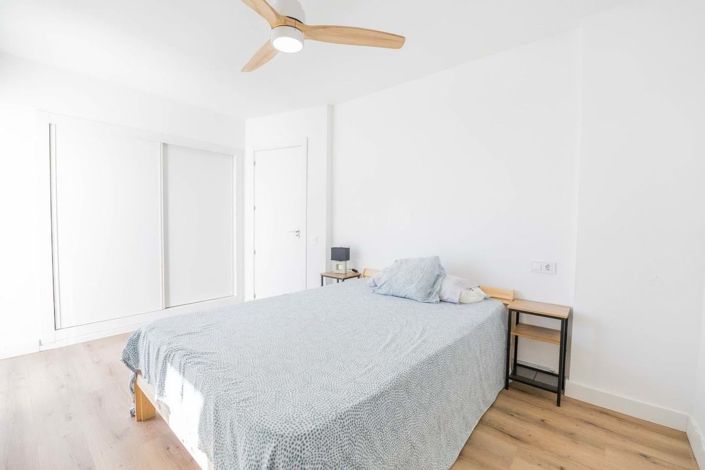 Image No.45-4 Bed Semi-Detached for sale