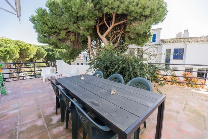 Image No.56-4 Bed Semi-Detached for sale