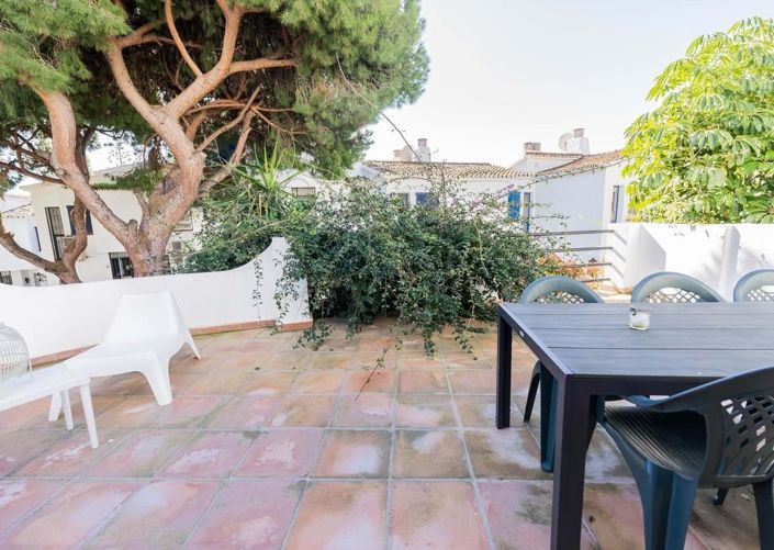 Image No.60-4 Bed Semi-Detached for sale