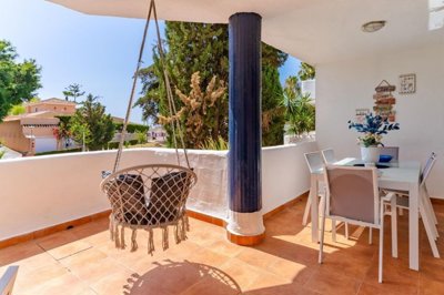 1447-659879-78d1f4f8b6655591b02d22fabb36a692d