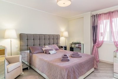 1447-659879-78d1f4f8b6655591b02d22fabb36a692d