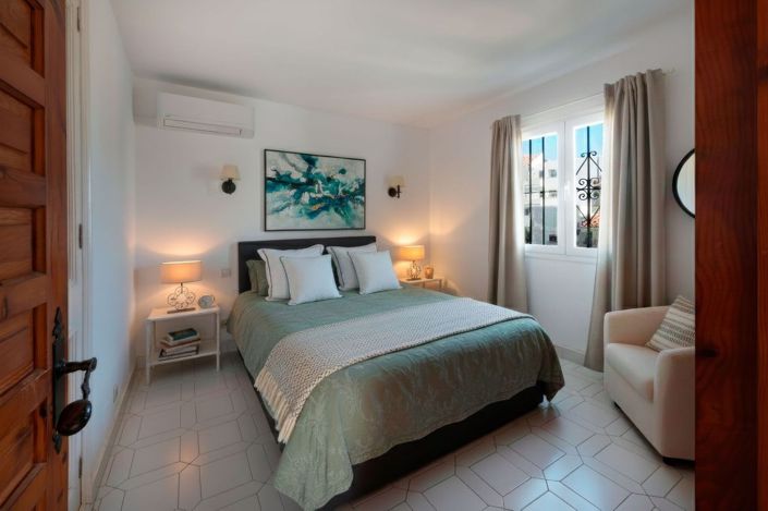 Image No.13-3 Bed Semi-Detached for sale