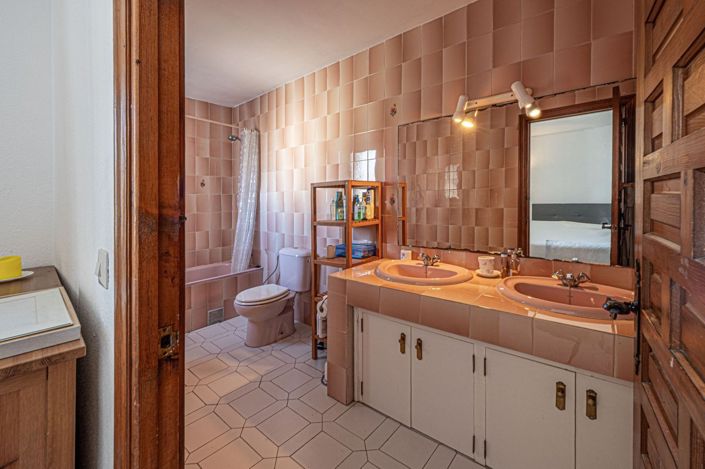 Image No.14-3 Bed Semi-Detached for sale